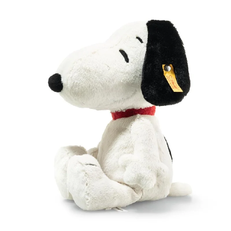 Adorable and tiny stuffed crittersSteiff Snoopy 30cm White