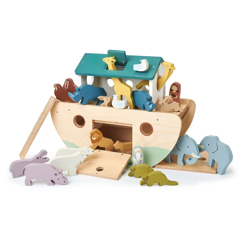 historically inspired wooden toys that teach history                   Noah's Wooden Ark
