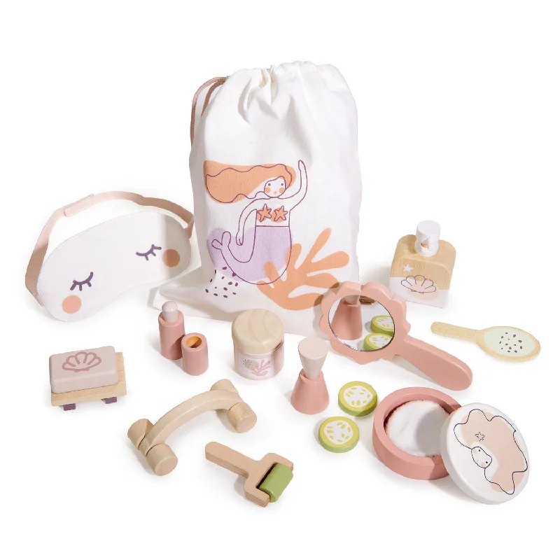 naturally finished and non-toxic wooden toys                   Tender Leaf Toys Tender Leaf Spa Retreat Set